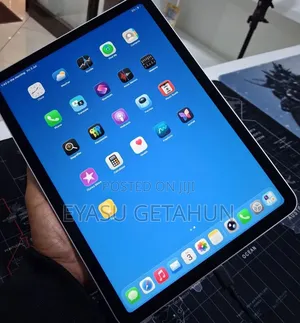 New Apple iPad Air 11 (2024) 8 GB