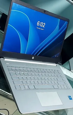 New Laptop HP Pavilion 15 8GB Intel Core i3 SSD 256GB