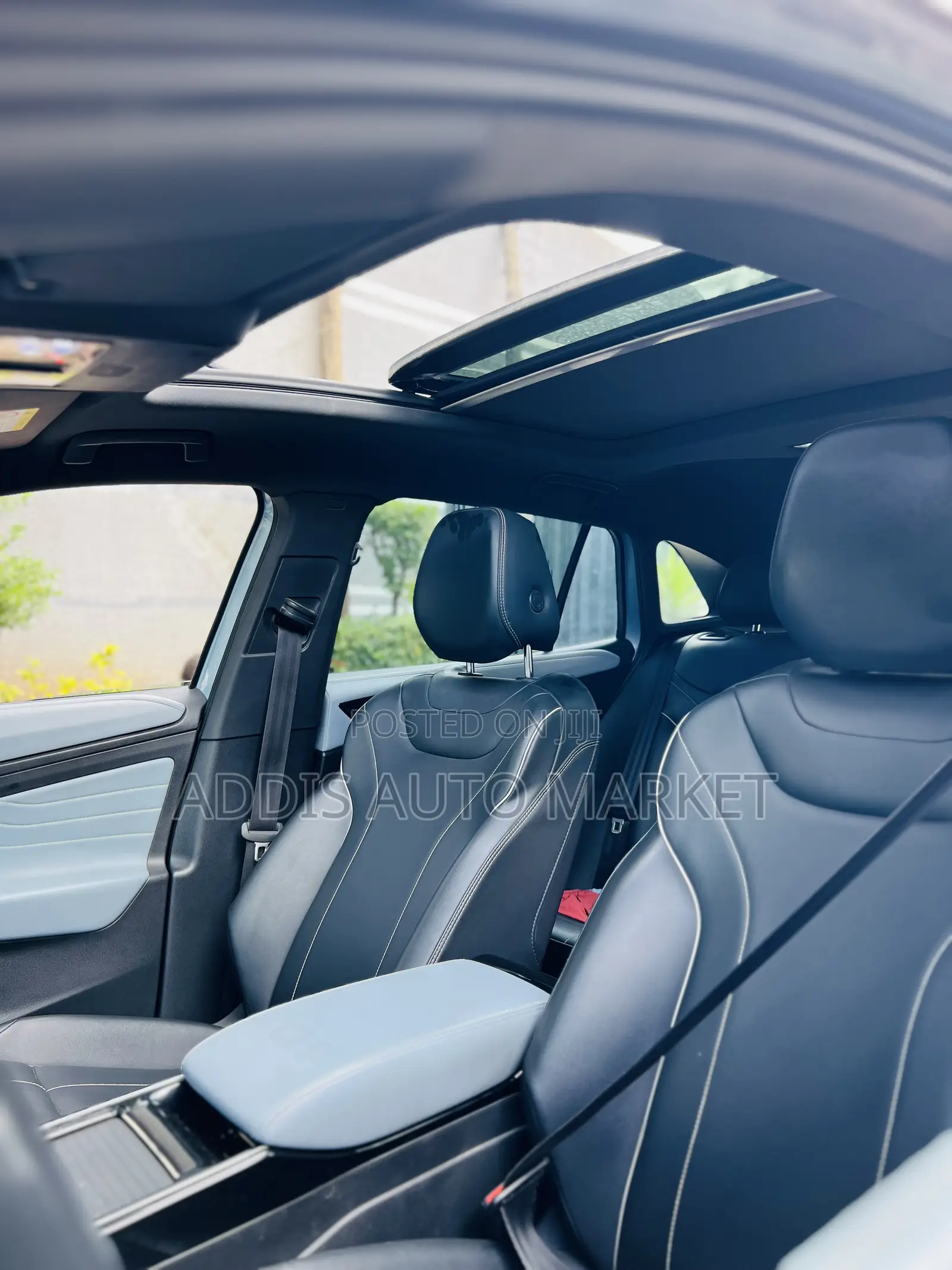 Volkswagen ID.4 2022 Black