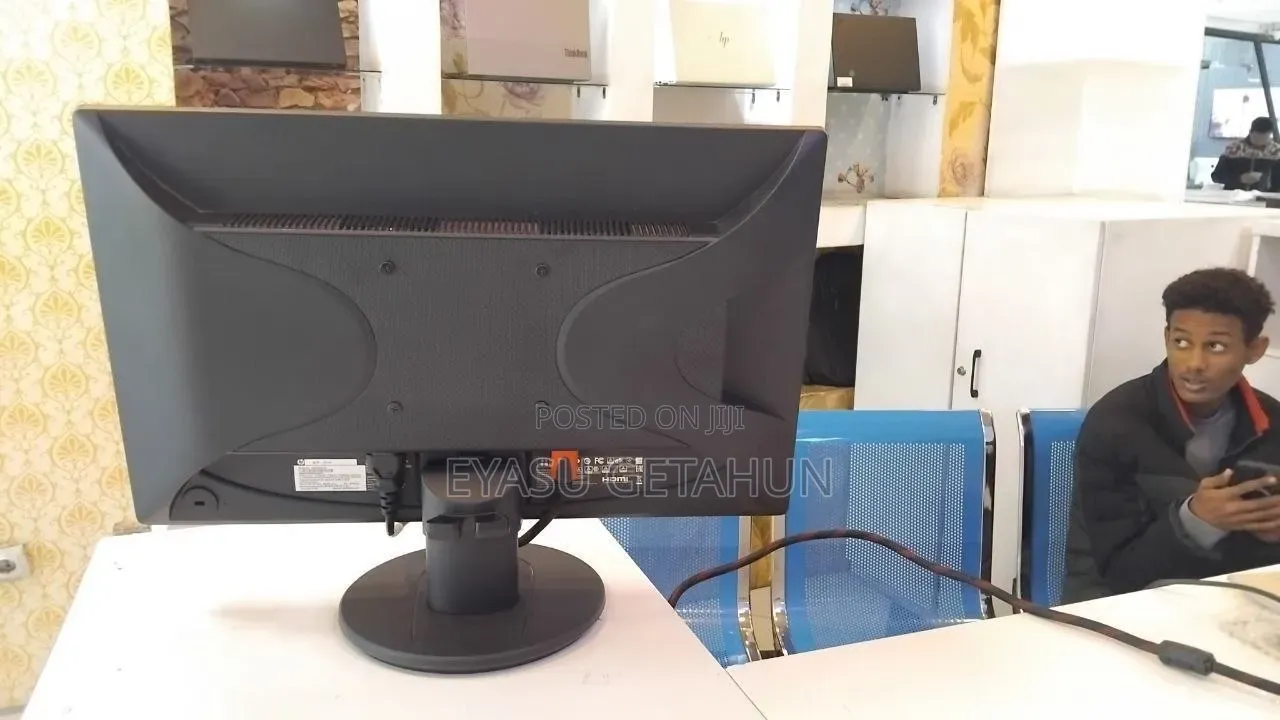 Brand New Hp 21 Inch Moniter Hp 21" Inch Monitor