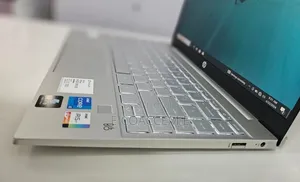 New Laptop HP 8GB Intel Core i5 SSD 512GB