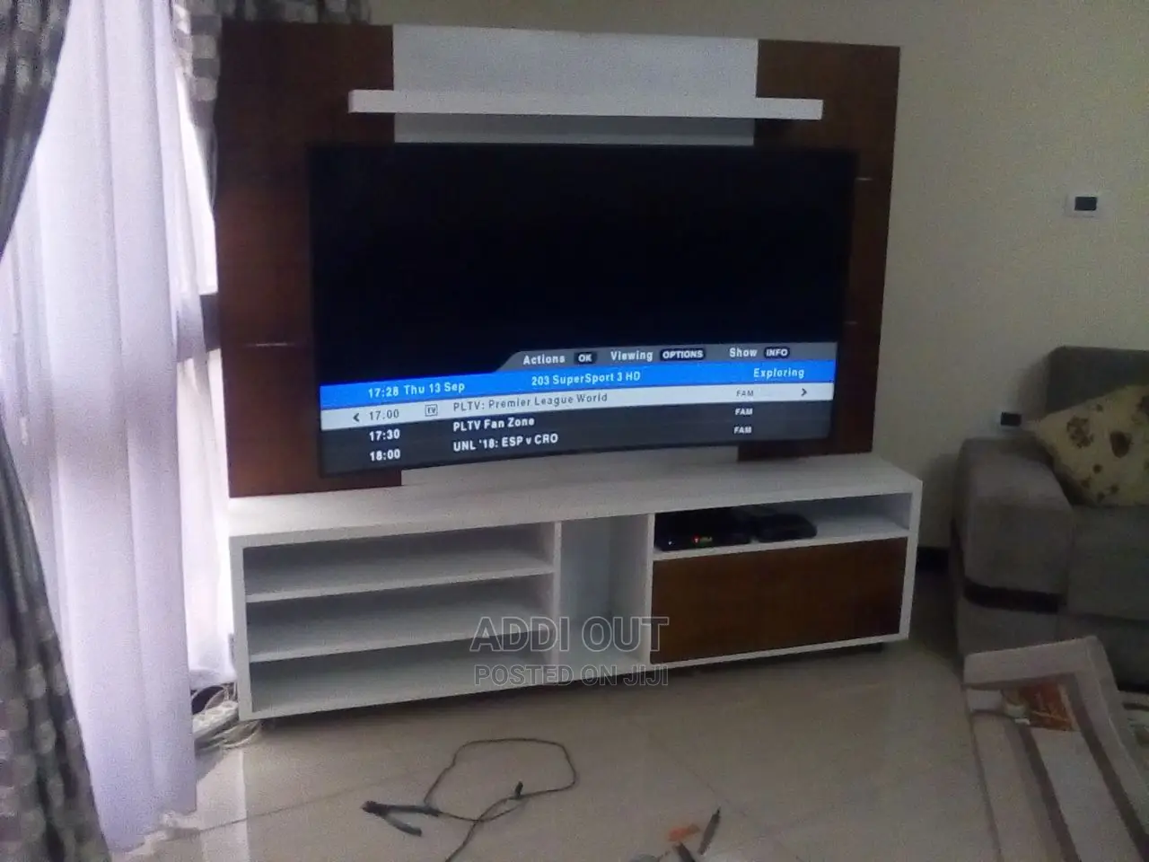 Tv Stands/የቲቪ ማስቀመጫ