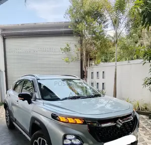 Suzuki Fronx 2025 Silver