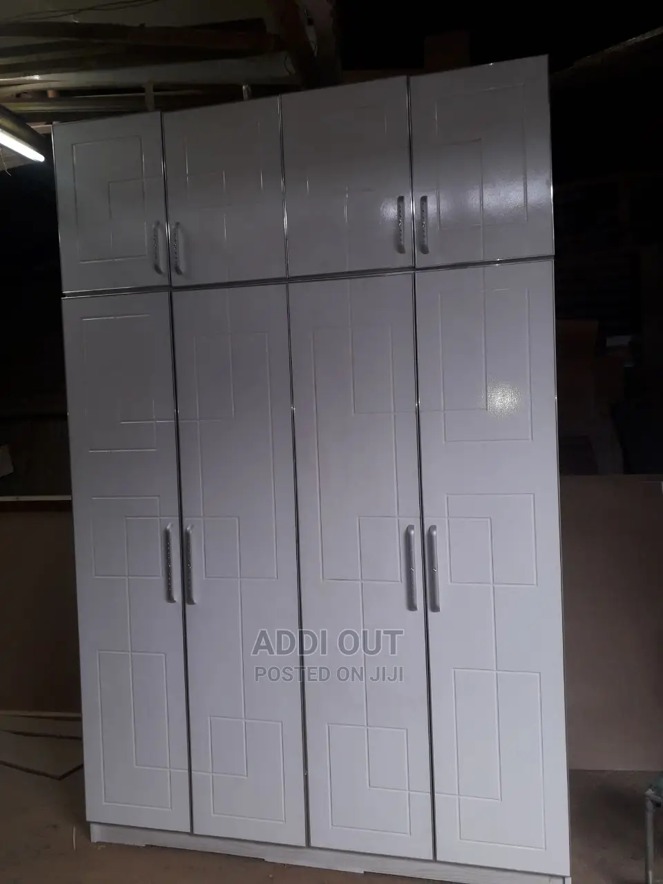 ቁምሳጥን በካሬ/Cupboards