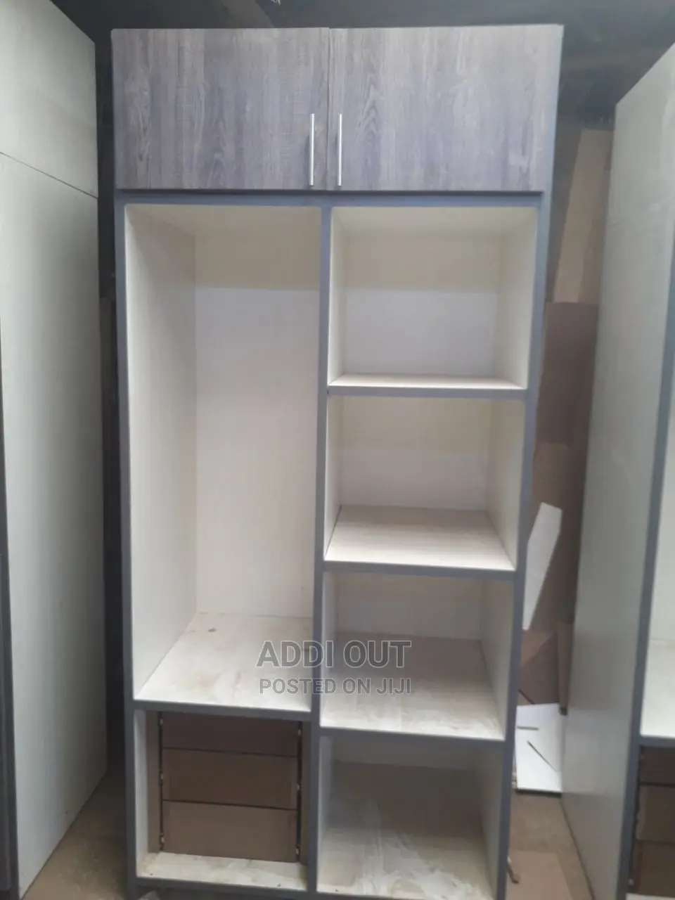 ቁምሳጥን በካሬ/Cupboards