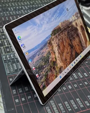 New Laptop Microsoft Surface Pro 7 16GB Intel Core i7 SSD 512GB