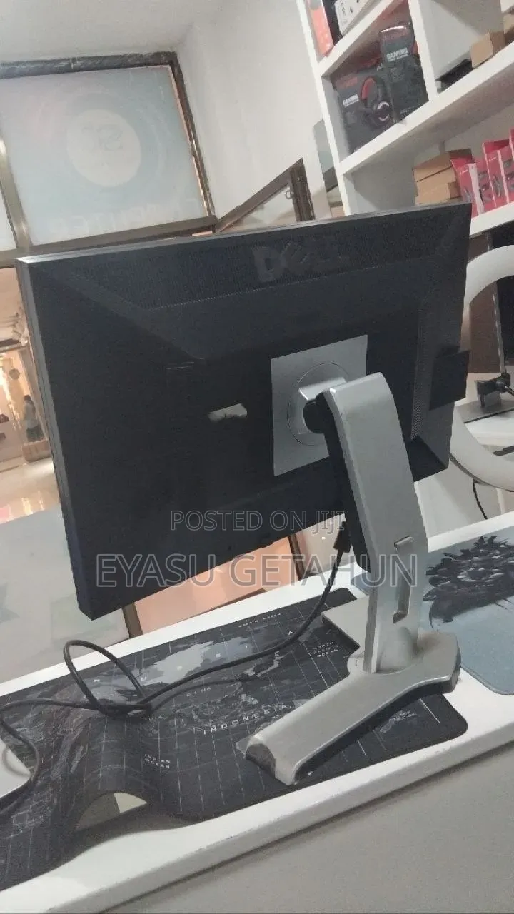 Dell Moniter 22 Inch Screen Size