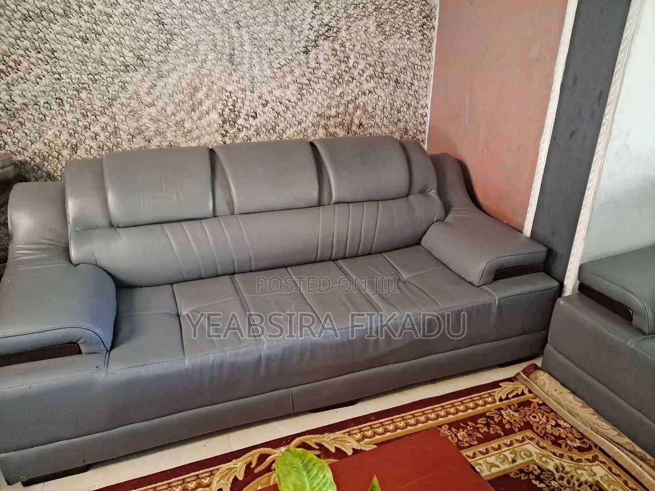 Luther Sofa