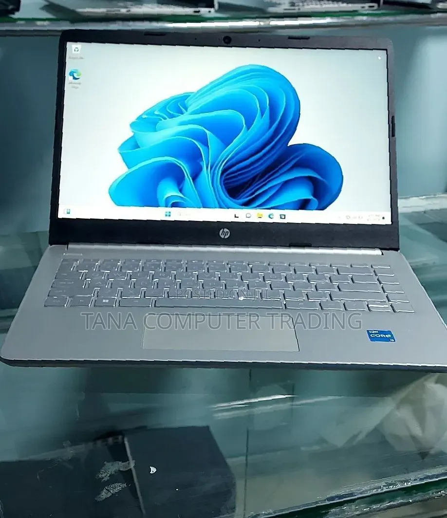 New Laptop HP Stream Notebook 8GB Intel Core i3 SSD 256GB