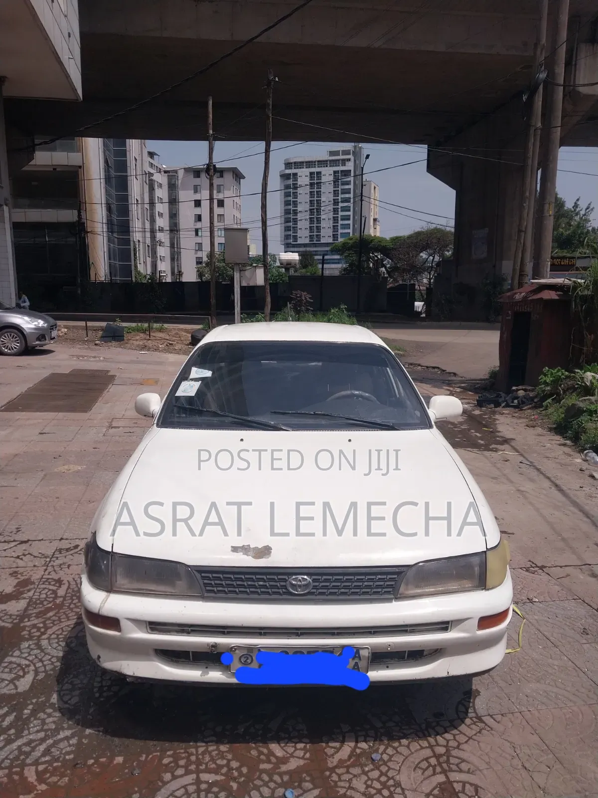 Toyota Corolla 1.3 Sedan 1996 White