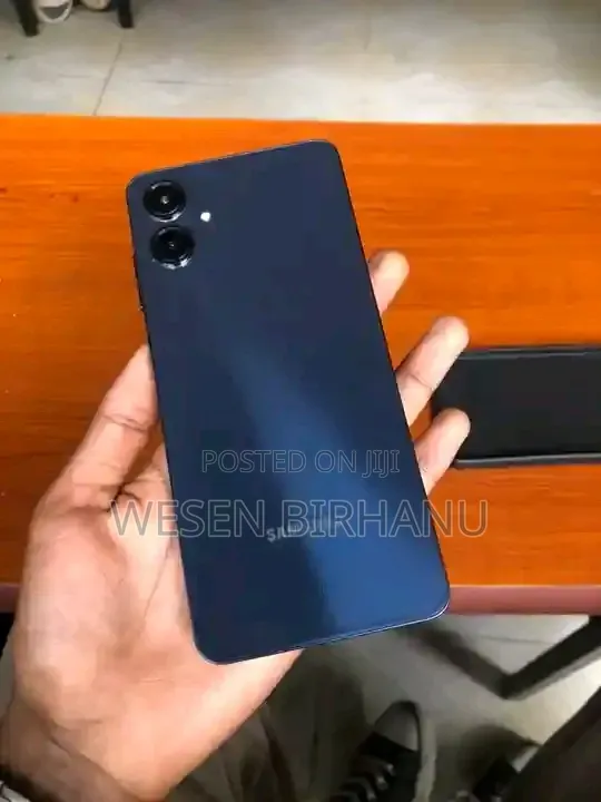 New Samsung Galaxy A06 128 GB Blue