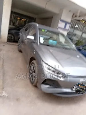 BYD E2 43 kWh 94 hp FWD 2025 Silver