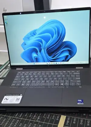 New Laptop HP OmniBook X Flip 16" 16GB Intel Core i7 SSD 1T