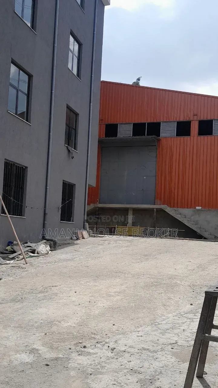 አስቸኳይ ለኪራይ የቀረበ በማይታመን ዋጋ 800sqm መጋዘን (Werehouse for Rent)