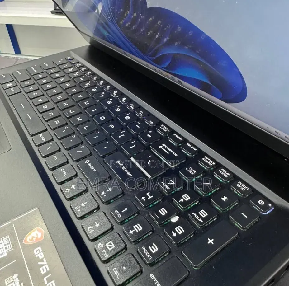 New Laptop MSI Pulse GL76 16GB Intel Core i7 SSD 1T