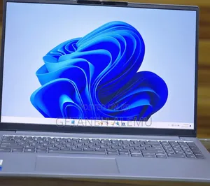 New Laptop Lenovo ThinkBook 13 16GB Intel Core i7 SSD 512GB