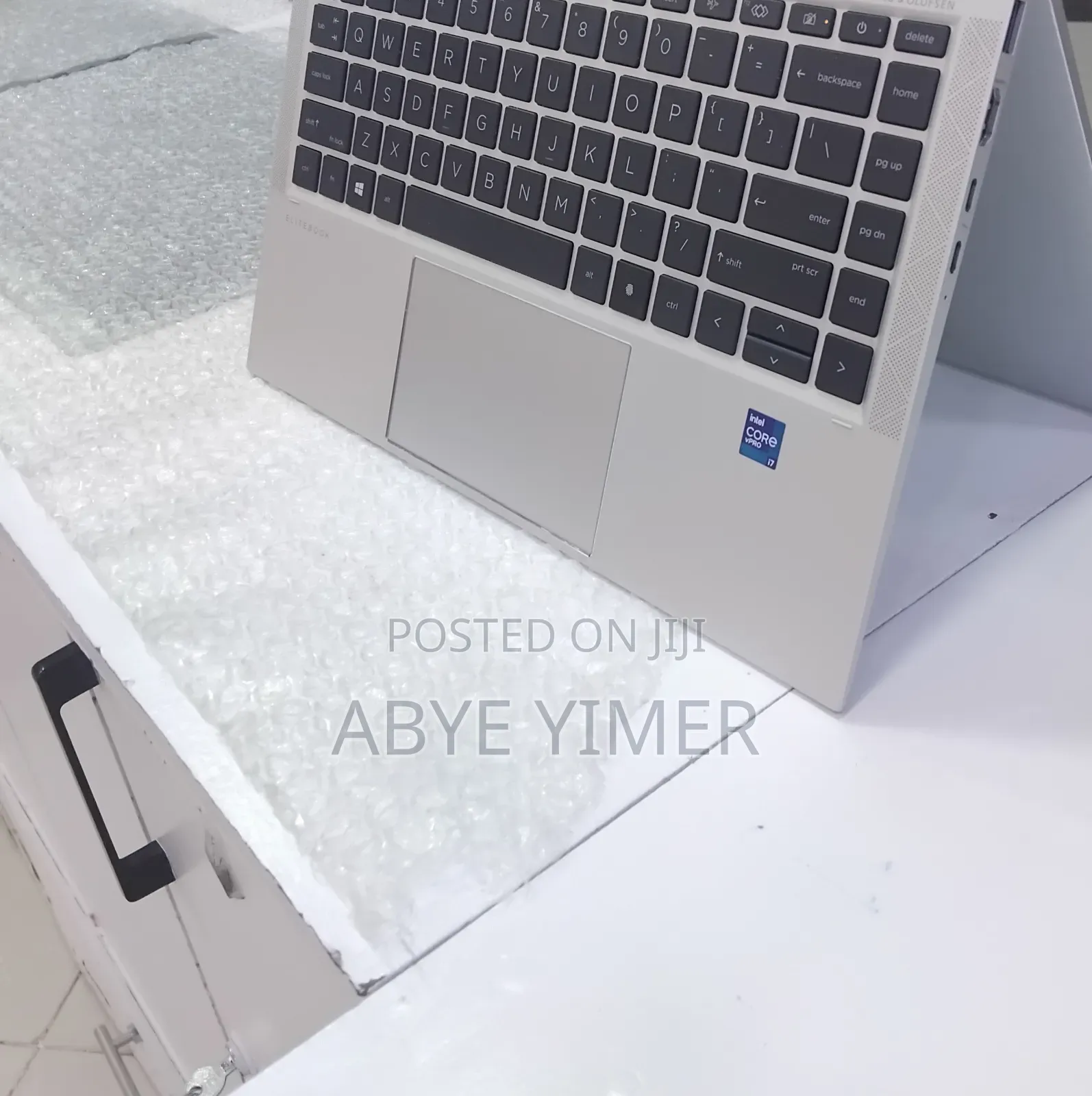New Laptop HP EliteBook 1040 G8 16GB Intel Core i7 SSD 512GB