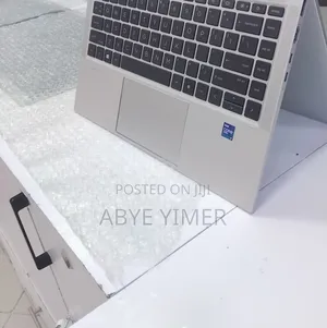 New Laptop HP EliteBook 1040 G8 16GB Intel Core i7 SSD 512GB