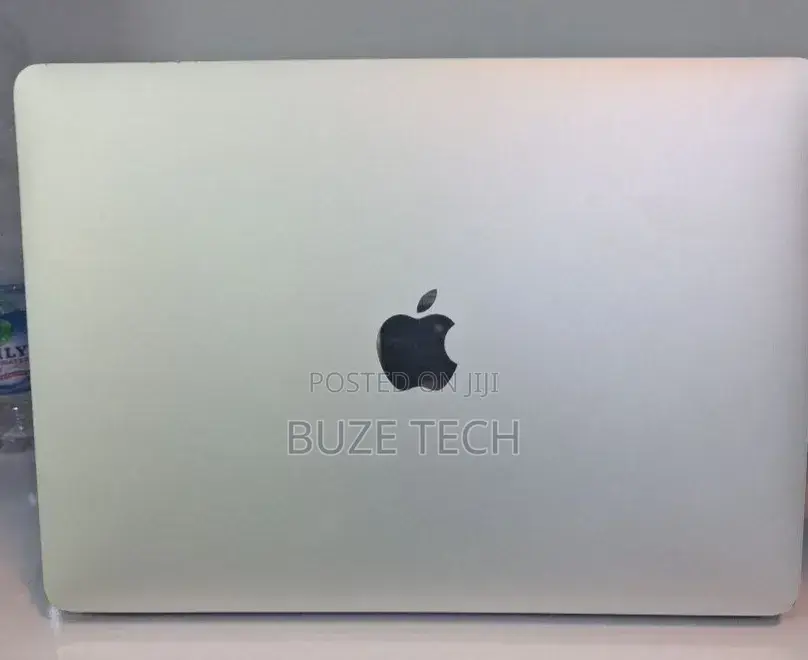 New Laptop Apple MacBook Air 2020 M1 8GB Apple M1 SSD 256GB