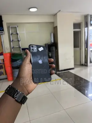 Apple iPhone 11 64 GB Black