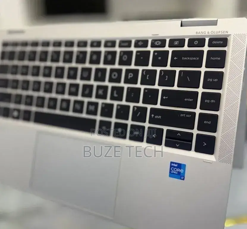 New Laptop HP EliteBook 1040 G8 32GB Intel Core i7 SSD 512GB