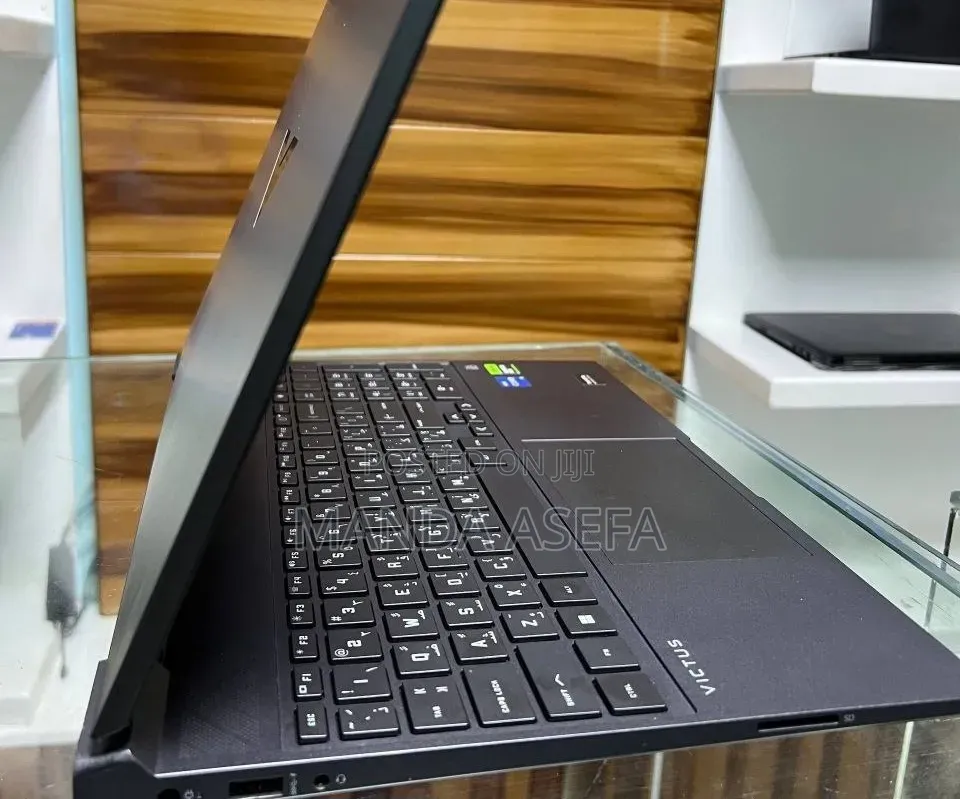 New Laptop HP Victus 15 16GB Intel Core i5 SSD 512GB
