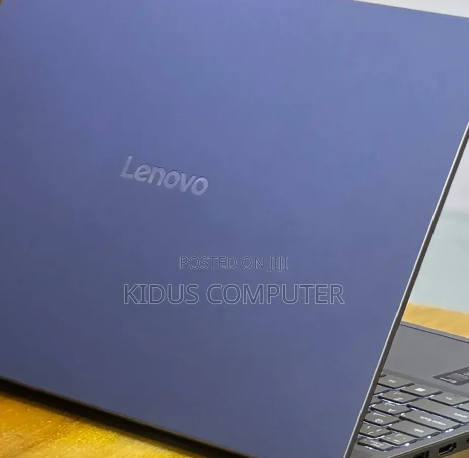 New Laptop Lenovo Ideapad 3 16GB Intel Core i7 SSD 512GB