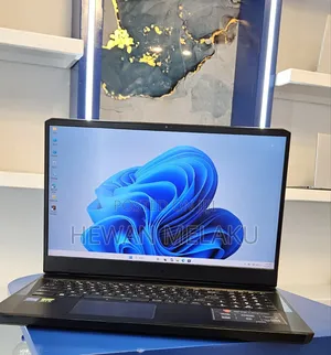 New Laptop MSI GP75 Leopard 16GB Intel Core i7 SSD 1T