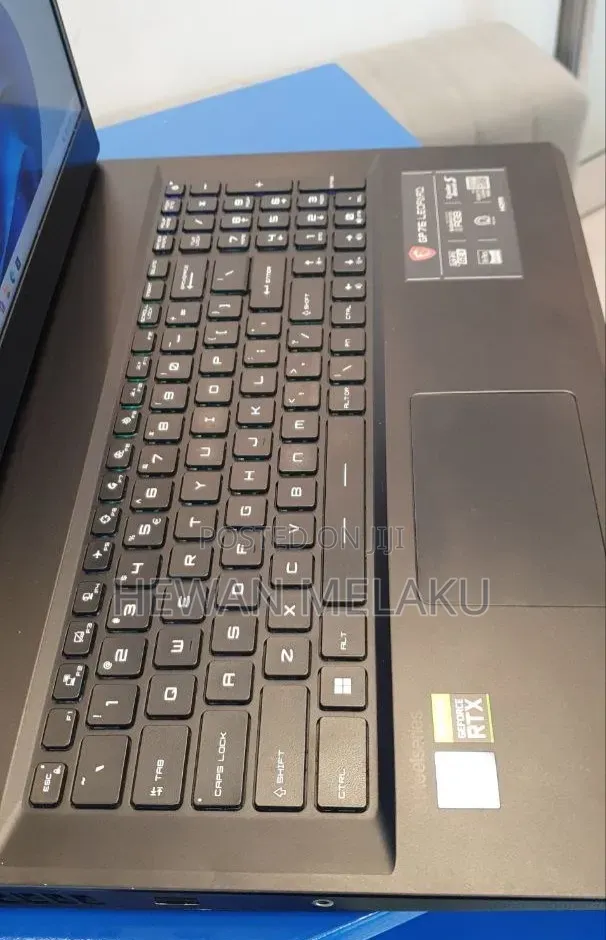 New Laptop MSI GP75 Leopard 16GB Intel Core i7 SSD 1T