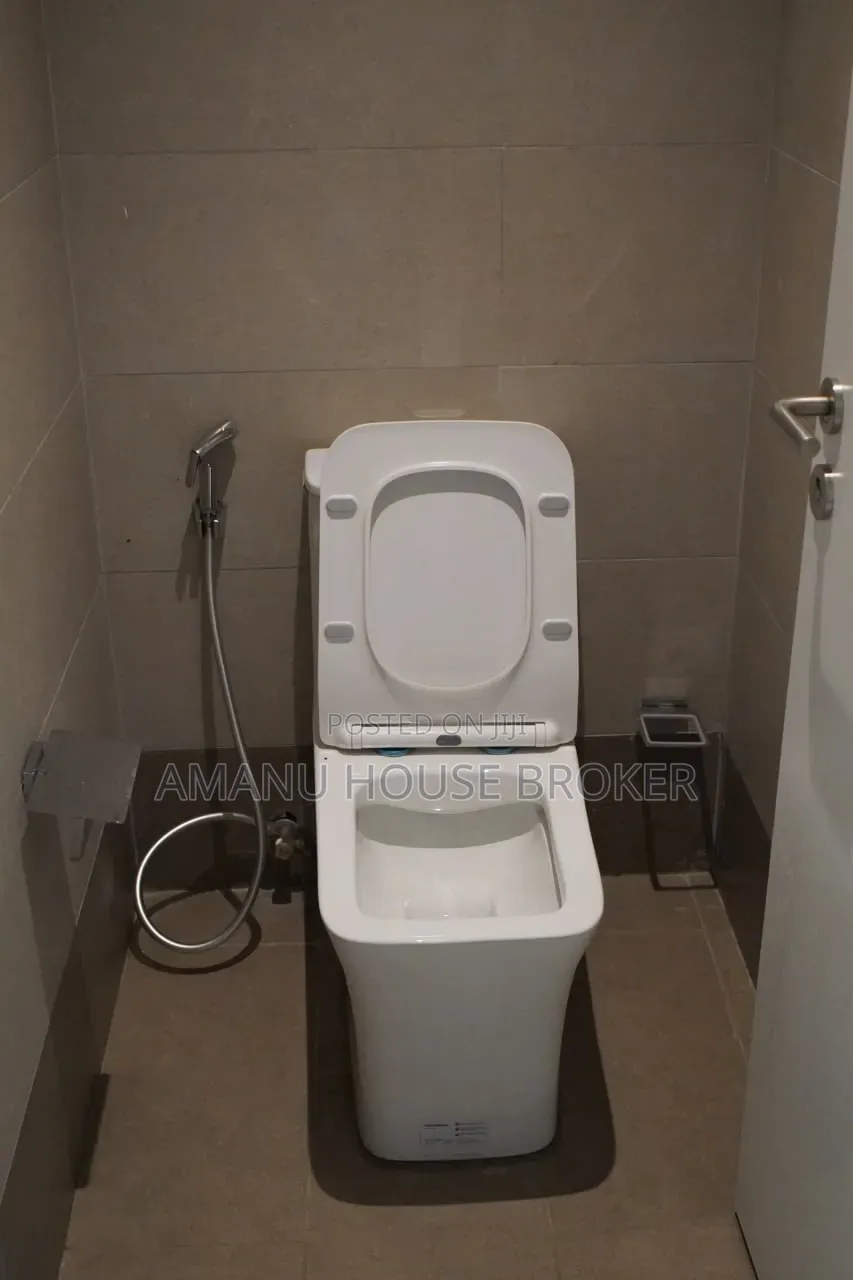 Urgent for Rent Building G+7 for Ngo Hotel