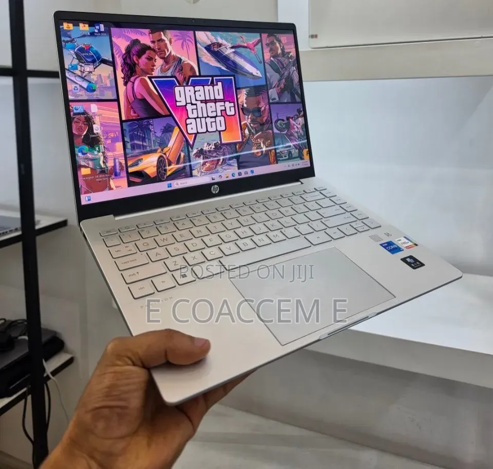New Laptop HP 16GB Intel Core i5 SSD 512GB