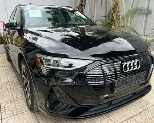 New Audi Q8 2023 Black