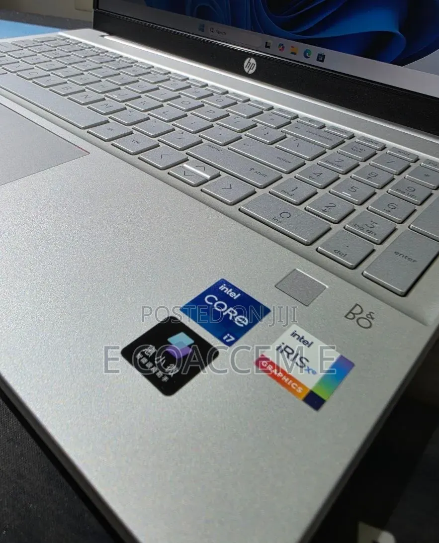 New Laptop HP 16GB Intel Core i7 SSD 1T