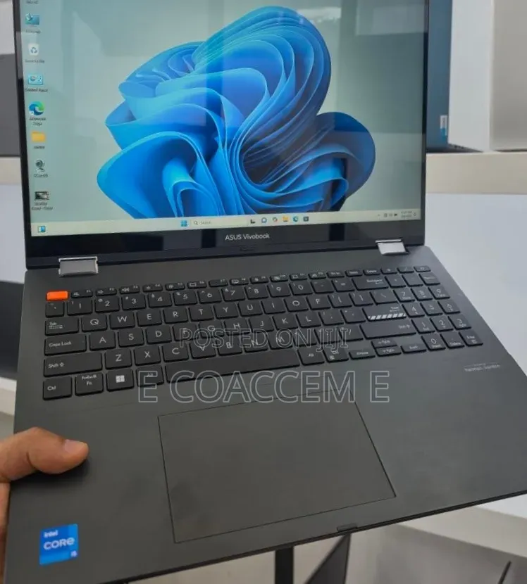 New Laptop Asus 16GB Intel Core i5 SSD 512GB