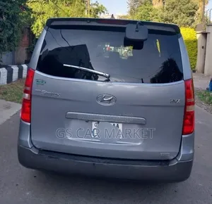 Hyundai Starex 2013 Grey