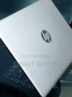 New Laptop HP 8GB Intel Core i3 SSD 256GB