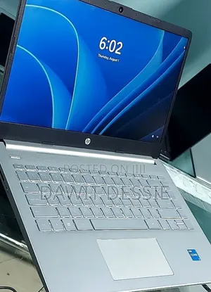 New Laptop HP 8GB Intel Core i3 SSD 256GB