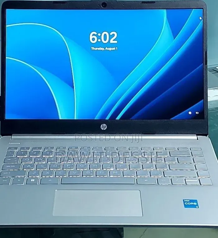 New Laptop HP 8GB Intel Core i3 SSD 256GB