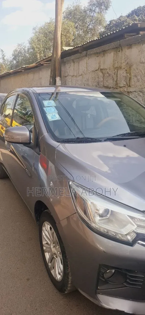 Mitsubishi Attrage 2022 Gray