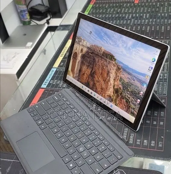 New Laptop Microsoft Surface 16GB Intel Core i7 SSD 512GB