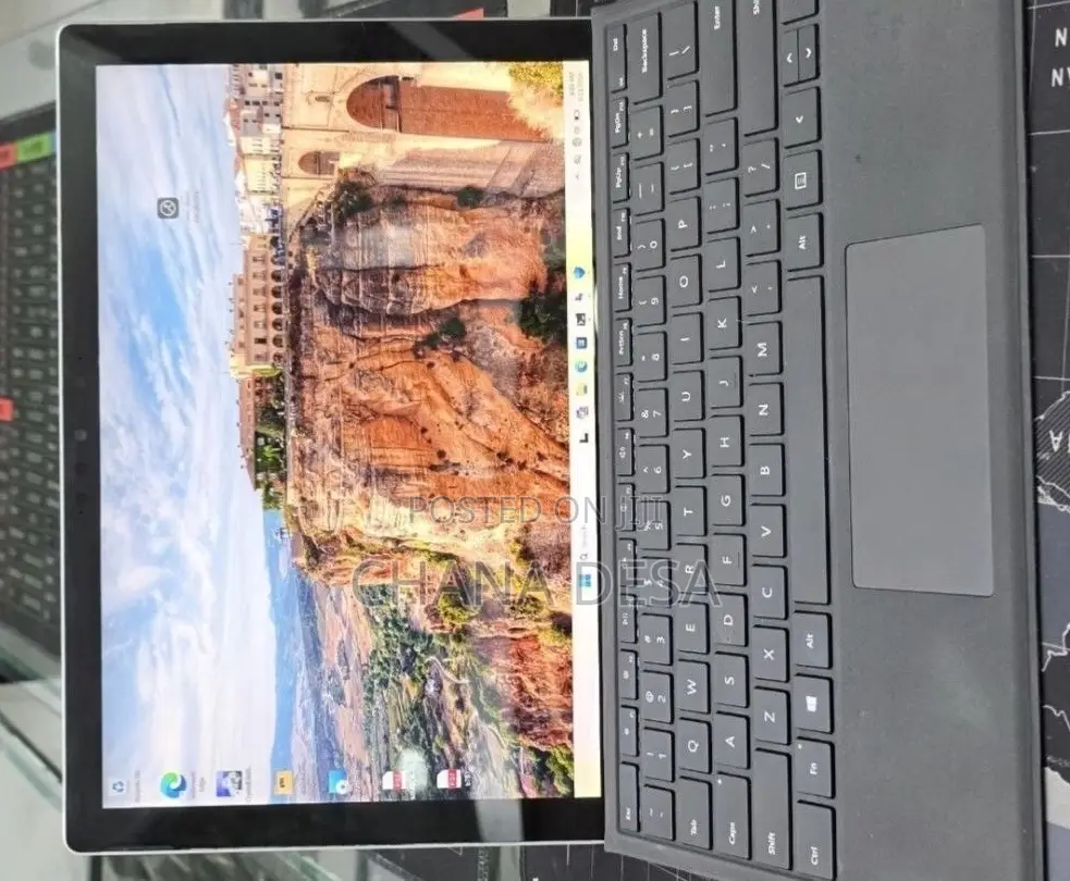 New Laptop Microsoft Surface 16GB Intel Core i7 SSD 512GB
