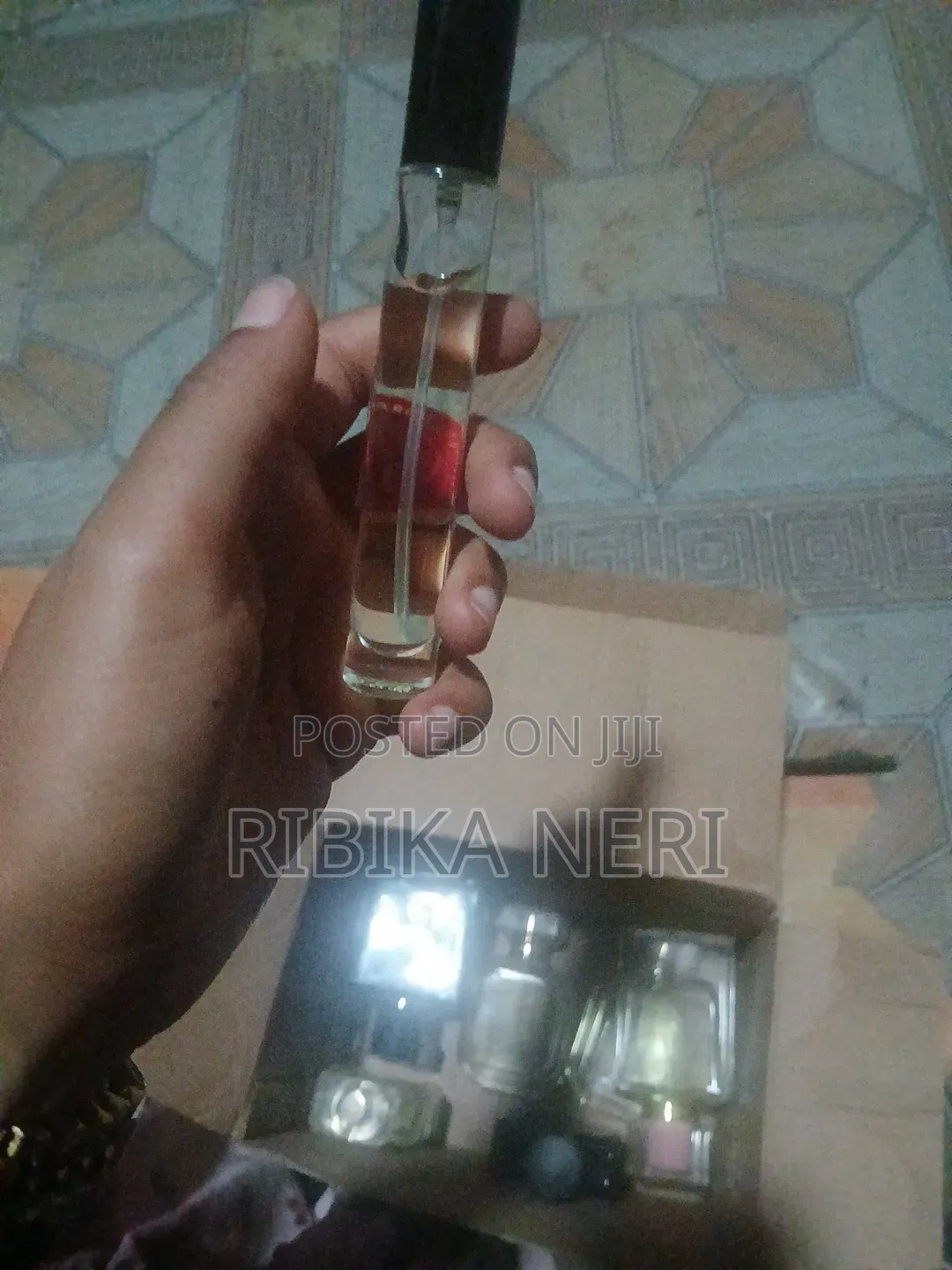 Elora Noir Sample Perfume