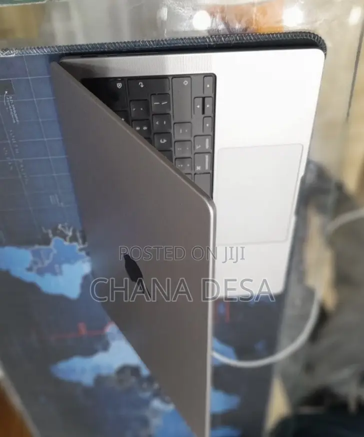 New Laptop Apple MacBook Pro 2021 M1 16GB Apple M1 Pro SSD 512GB