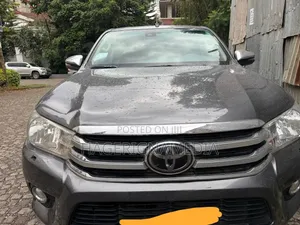 Toyota Hilux 2008 Gray