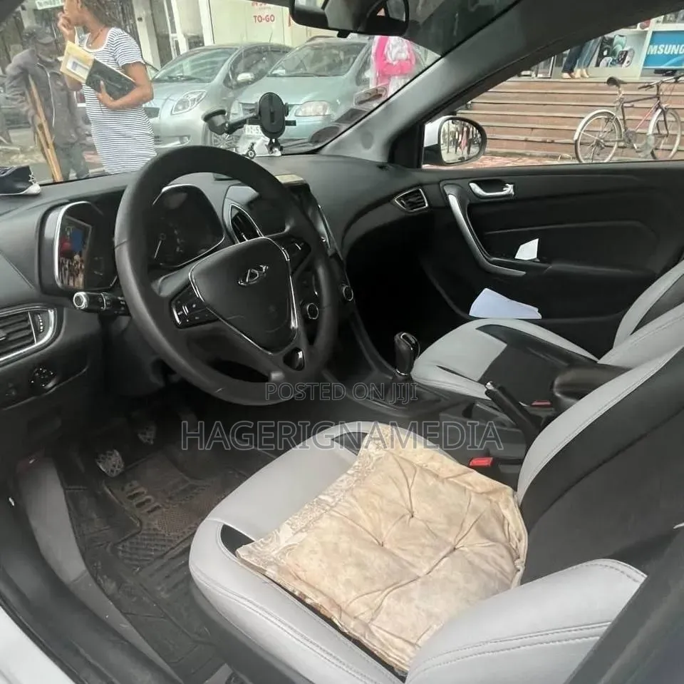 Toyota Hilux 2008 Gray