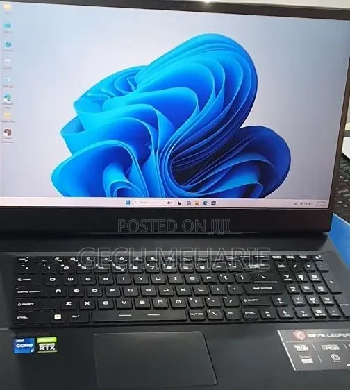 New Laptop MSI GP75 Leopard 16GB Intel Core i7 SSD 1T