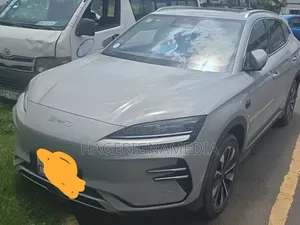 BYD Song Plus 2025 Ivory