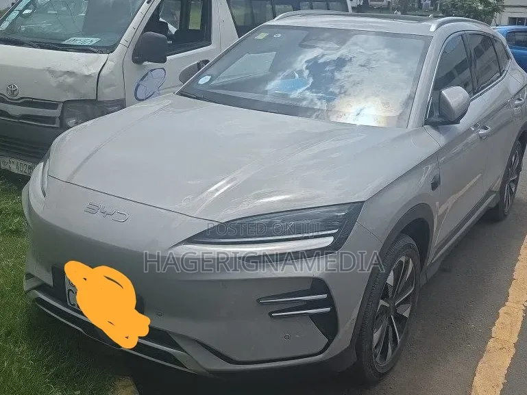 BYD Song Plus 2025 Ivory
