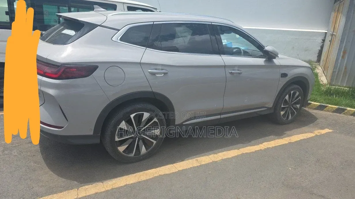 BYD Song Plus 2025 Ivory