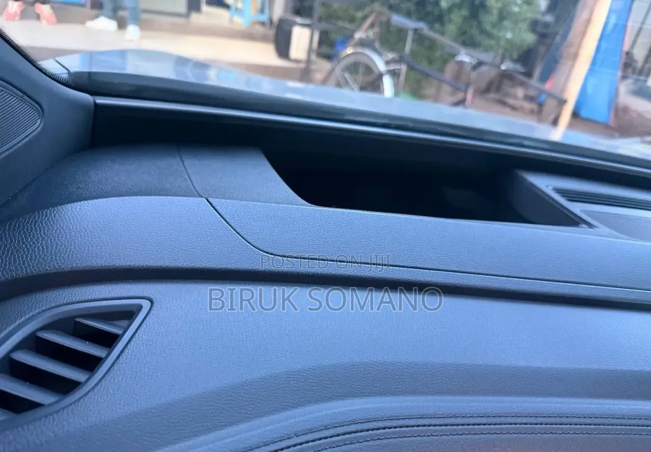 Volkswagen ID.4 2023 Gray
